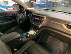 جي ام سي اكاديا